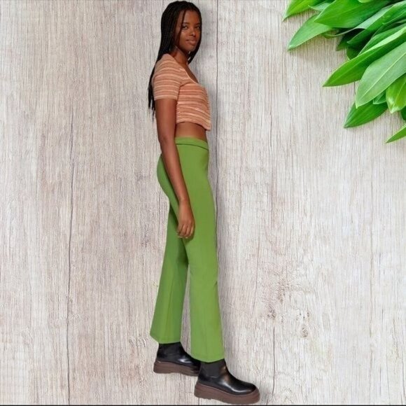 Urban Outfitters Aliya Low Rise Ponte Pant in Green 0 - Picture 4 of 5